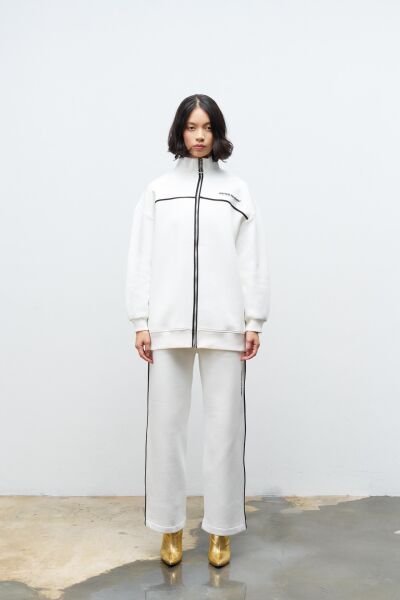 Ekru Kadın Yazı Baskı Detaylı Fermuarlı İçi Polarlı Alt Üst Takım