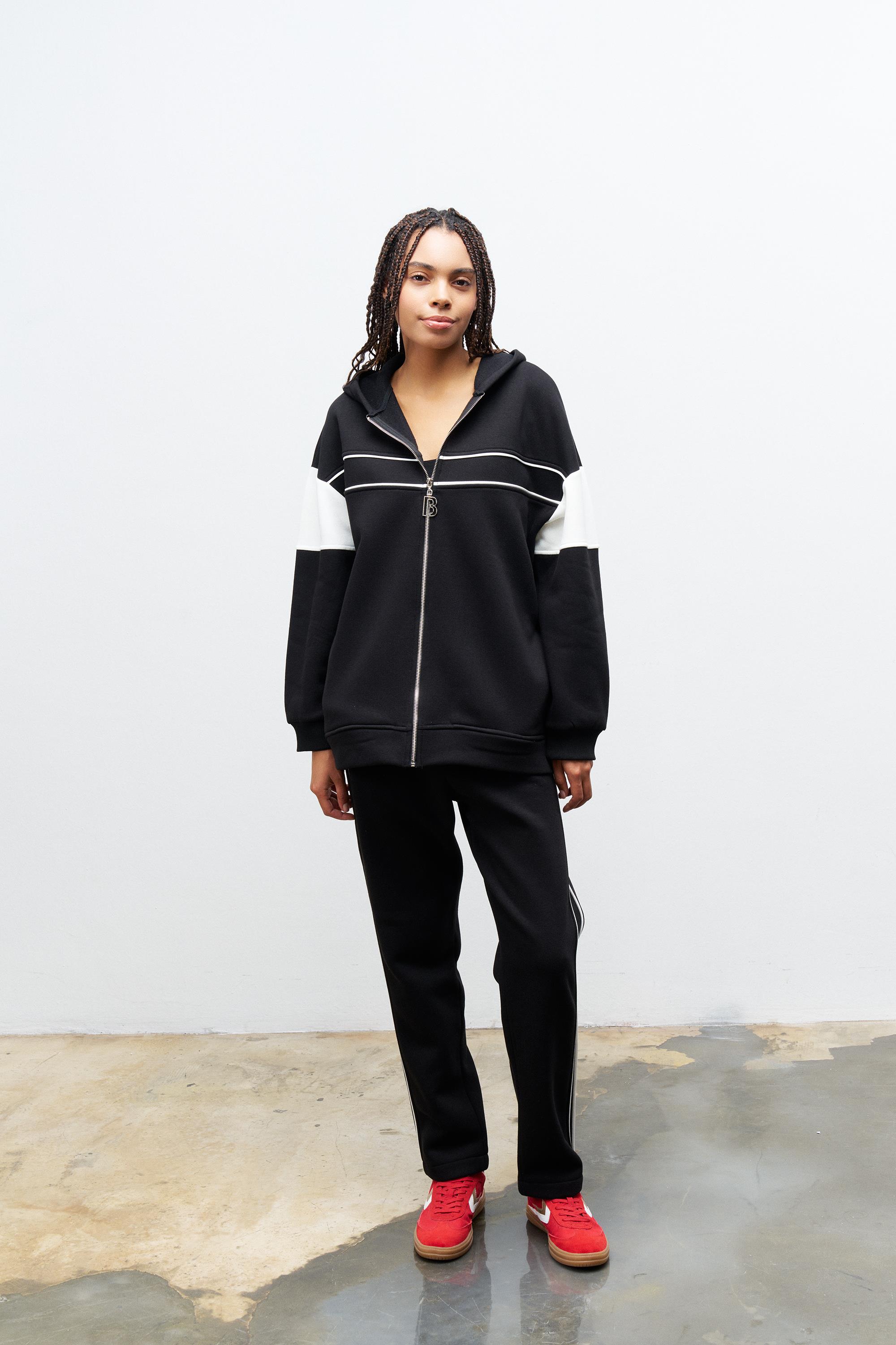 Siyah Kadın Fermuarlı Çizgi Biye Detaylı Kapüşonlu İçi Polarlı Alt Üst Takım