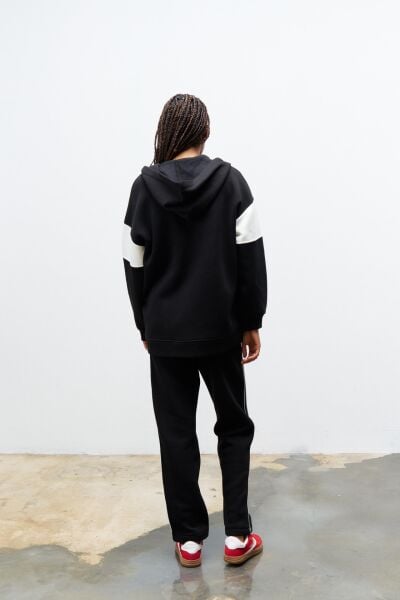 Siyah Kadın Fermuarlı Çizgi Biye Detaylı Kapüşonlu İçi Polarlı Alt Üst Takım