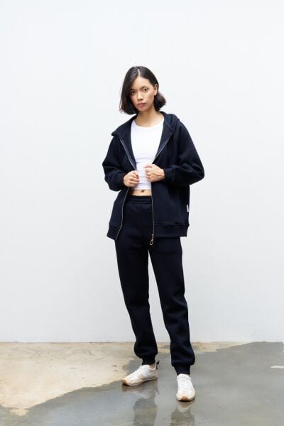 Lacivert Kadın Cep Etiket Detaylı  Kapüşonlu İçi Polarlı Alt Üst Takım