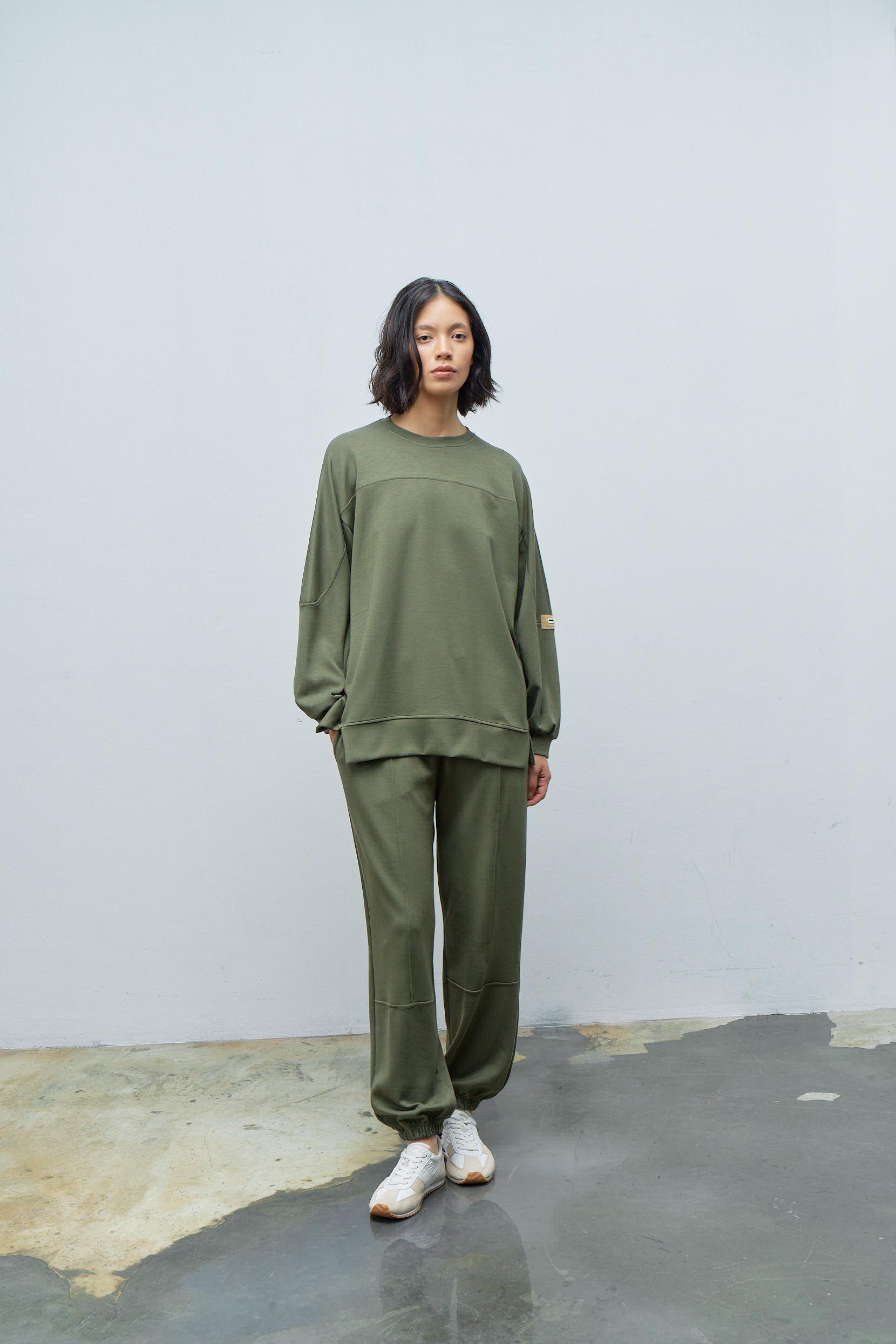 HAKİ Taş Rengi Kadın Jogger Pantolon Ve  Kol Etiket Detaylı  Modal Alt Üst Takım