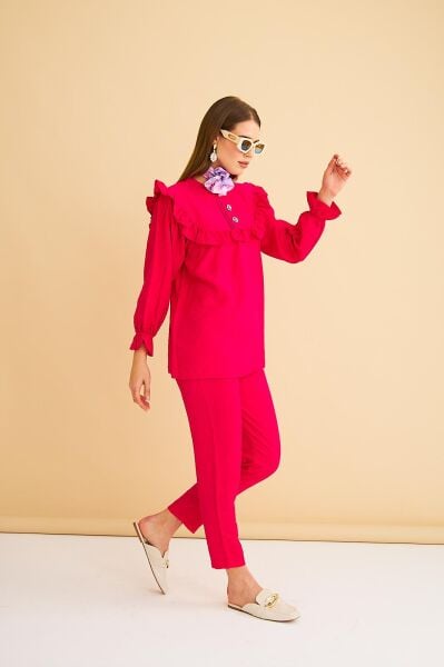 Porty Taş İşlemeli ve Fırfır Detaylı Fuşya Tunik Pantolon Takım