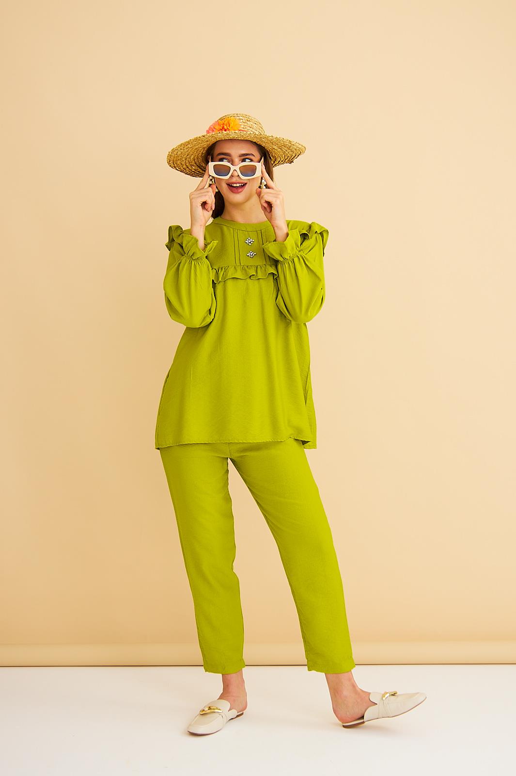 Porty Taş İşlemeli ve Fırfır Detaylı Olive Tunik Pantolon Takım