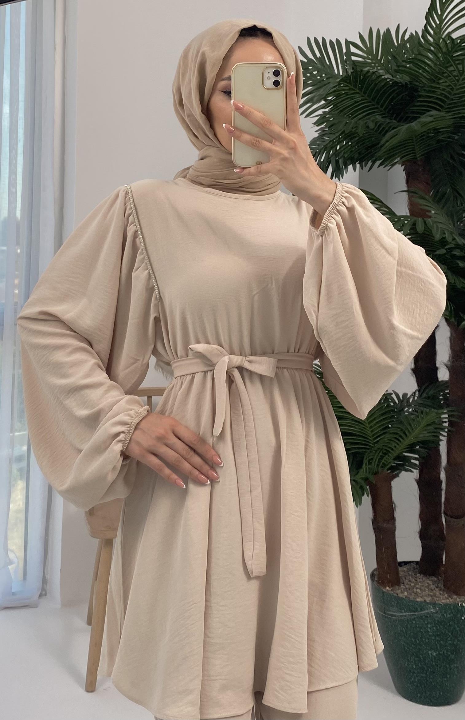 Aden Omuz Taşlı Kuşaklı Bluz Pantolon Bej Takım