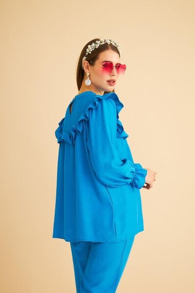 Porty Taş İşlemeli ve Fırfır Detaylı Mavi Tunik Pantolon Takım