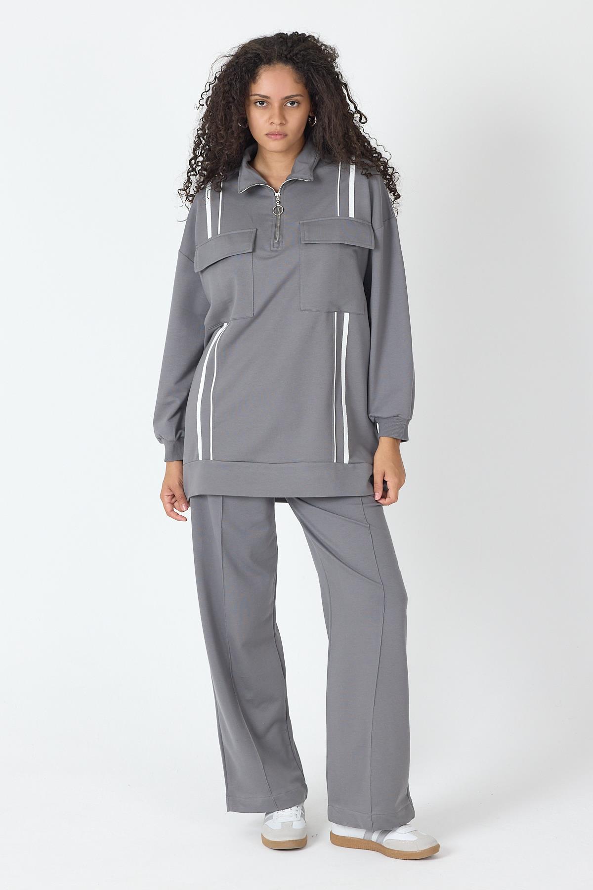 Füme Kadın Etek Yırtmaçlı Fermuar Kapamalı Cep Detaylı Sweatshirt Ve Bol Paça Nervürlü Pantolon Pamuklu Örme Alt Üst Takım