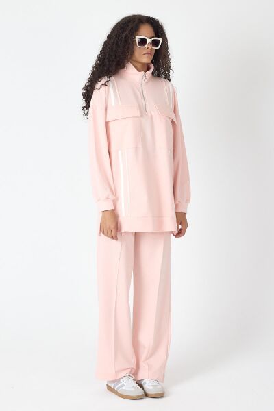Pudra Kadın Etek Yırtmaçlı Fermuar Kapamalı Cep Detaylı Sweatshirt Ve Bol Paça Nervürlü Pantolon Pamuklu Örme Alt Üst Takım