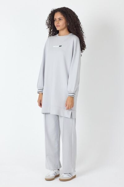 Gri Kadın Etek Ucu Yırtmaçlı Baskı Detaylı  Nervürlü Bol Paça Pantolon Sweatshirt  Alt Üst Takım